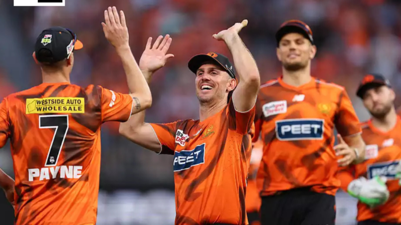 Perth Scorchers torch Sydney Sixers to reach ninth BBL final