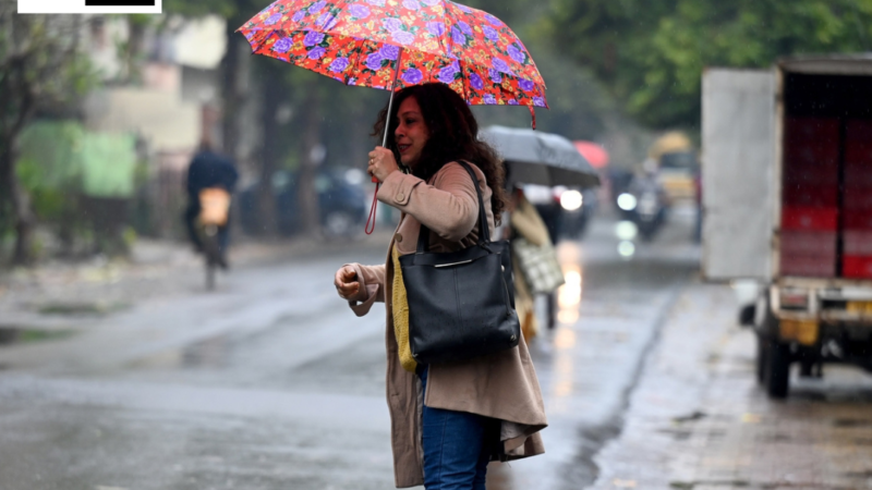 Weather Today : Delhi May Get Relief As Weather Body Predicts Rain, Storms Today