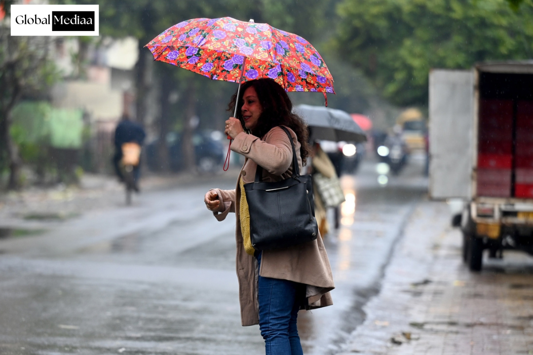 Weather Today : Delhi May Get Relief As Weather Body Predicts Rain, Storms Today